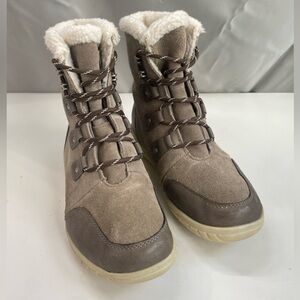 Magellan Women's Hybrid Bootie III Snow Boot gray suede wool blend lining size 8